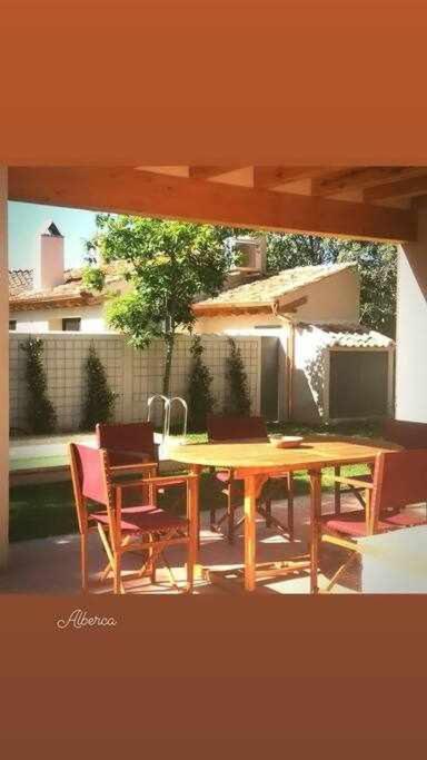 Villa La Alberca Casa con jardín y piscina Tenzuela Exterior foto